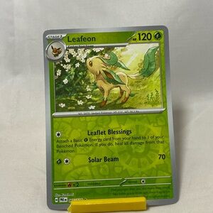 Leafeon Reverse Holo Rare SV: Prismatic Evolutions 005/131 NM